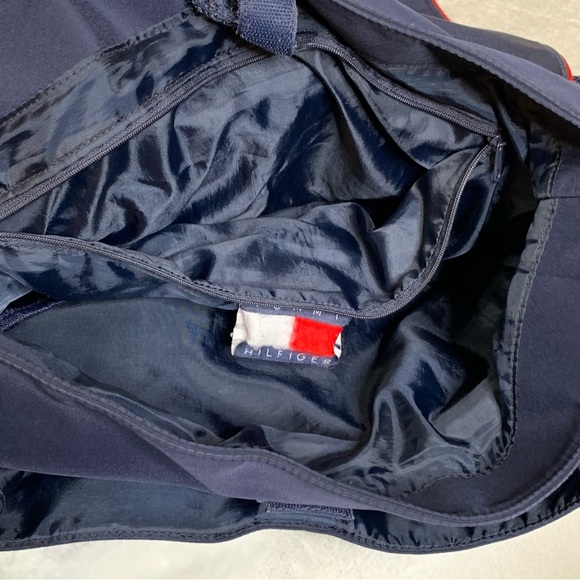 Tommy Hilfiger diaper with Changing Pad - Picture 8 of 13